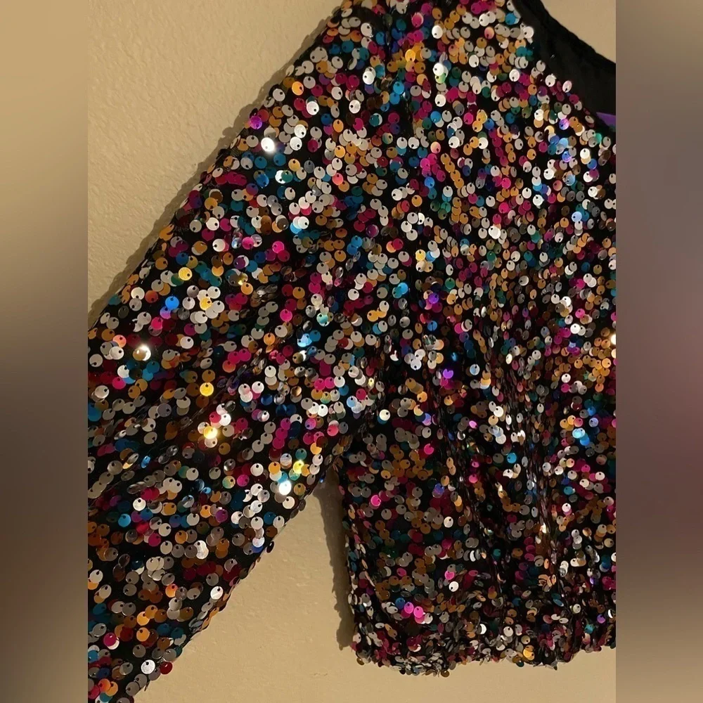 FULLY SEQUINED RAINBOW COLORED Cropped Blouse Sz XL Retro 70s Inspired Disco